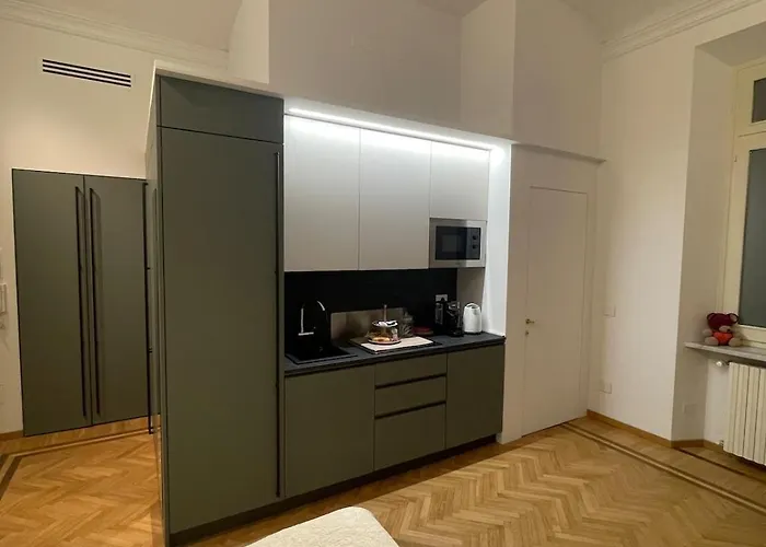 Casa Ferrara * Новара